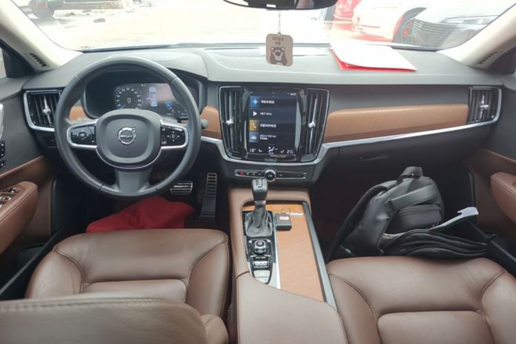 Used Volvo S90 2020 T5 Zhiyi Luxury Edition Center Console