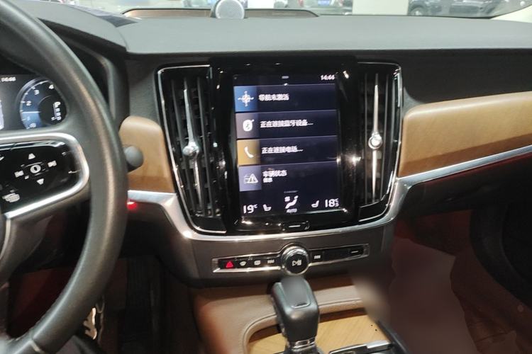 Used Volvo S90 2020 Facelifted T5 Zhiyi Luxury Edition Center Console