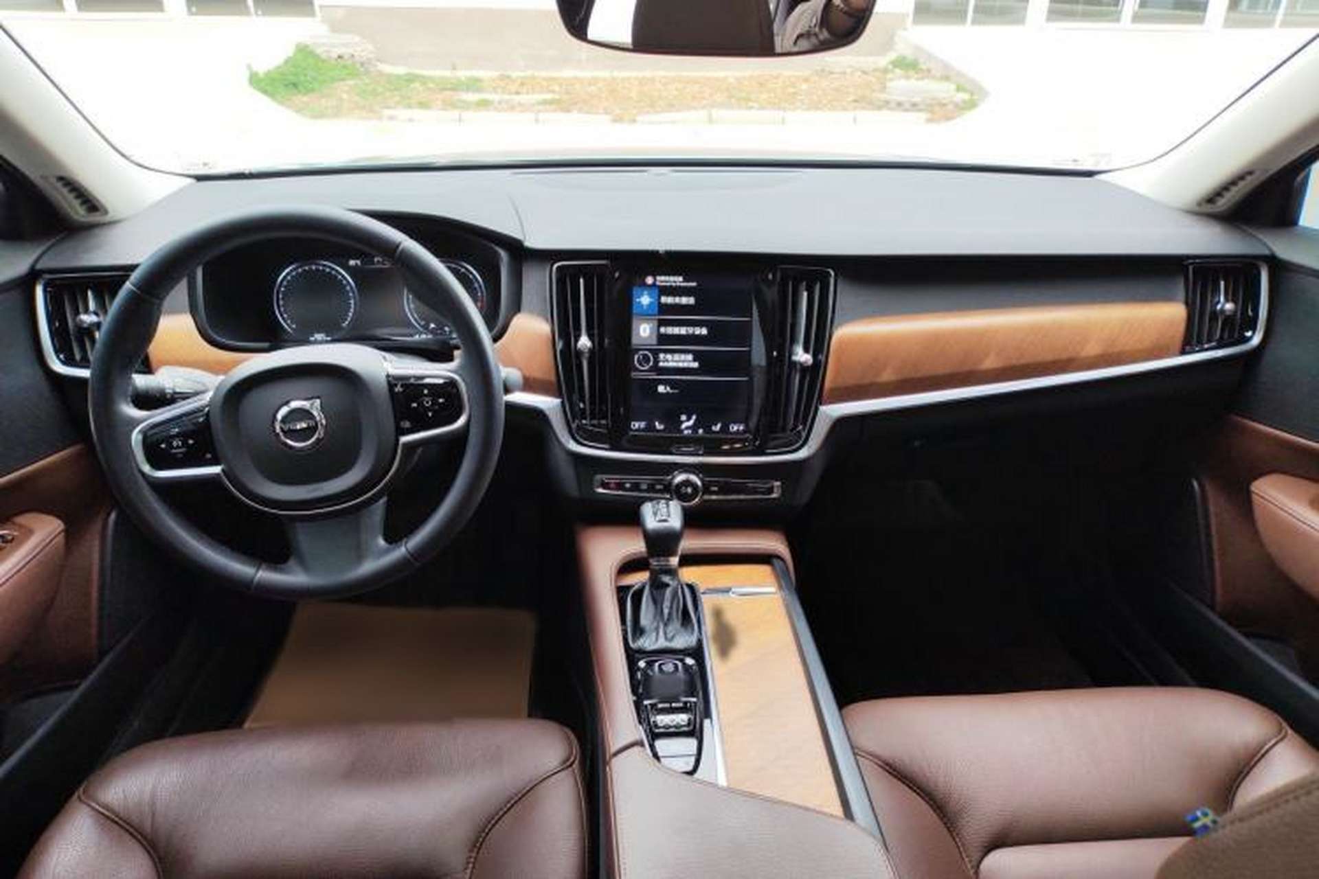 Used Volvo S90 2020 T5 Zhiyi Luxury Edition Center Console