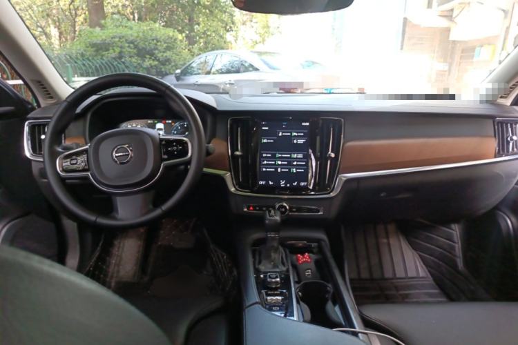 Used Volvo S90 2020 T5 Zhiyuan Luxury Edition Center Console