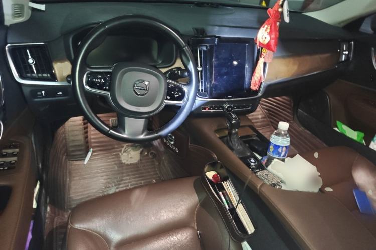 Used Volvo S90 2020 T5 Zhiyi Luxury Edition Center Console