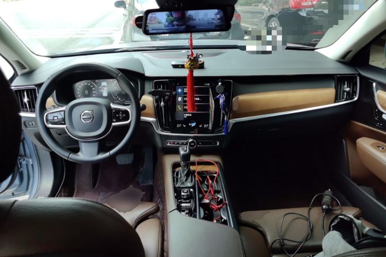 Used Volvo S90 2020 T5 Zhiyuan Luxury Edition Center Console