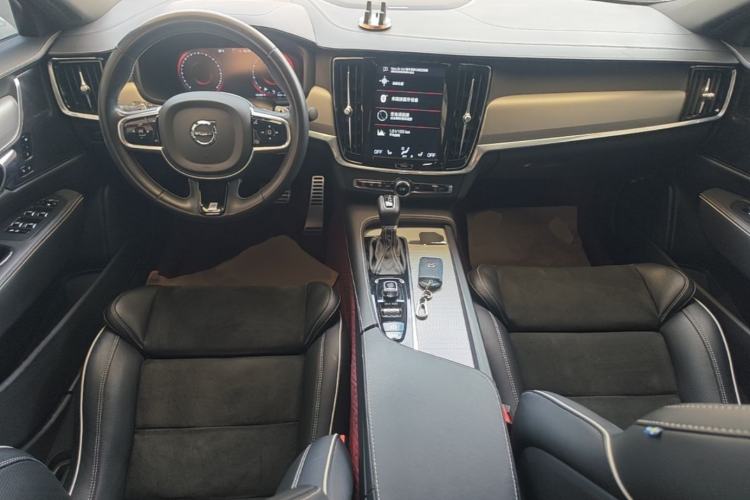 Used Volvo S90 2020 T5 Zhiyuan Sport Edition Center Console