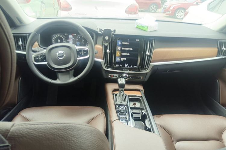 Used Volvo S90 2020 Facelifted T5 Zhiyi Luxury Edition Center Console