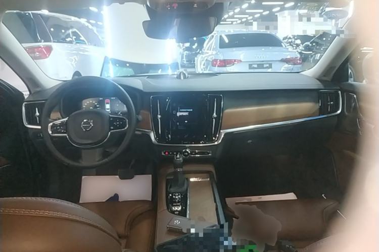 Used Volvo S90 2020 T5 Zhiya Luxury Edition Center Console