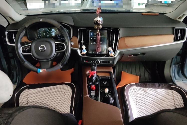 Used Volvo S90 2020 T5 Zhiyi Luxury Edition Center Console