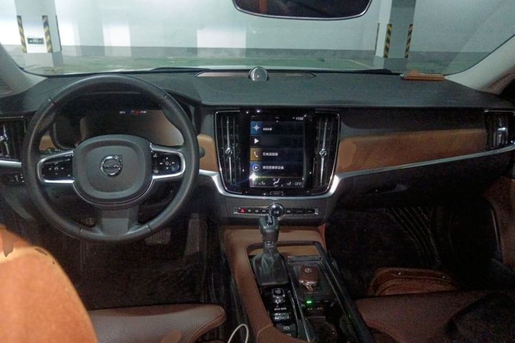 Used Volvo S90 2020 T5 Zhiya Luxury Edition Center Console