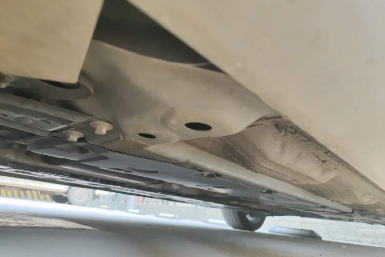 Used Volvo S90 2020 T5 Zhiyi Luxury Edition Chassis Front Left