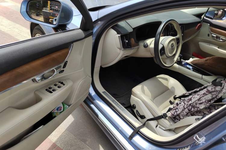 Used Volvo S90 2020 T5 Zhiyi Luxury Edition Driver Seat