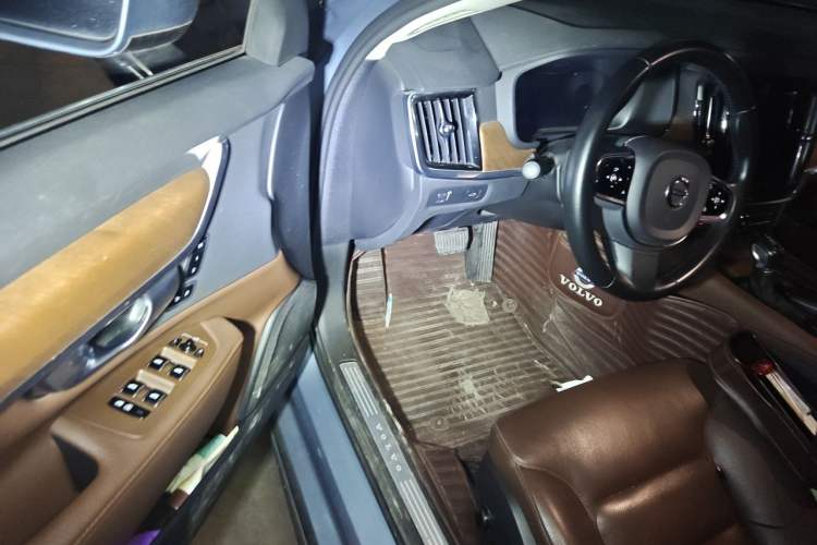 Used Volvo S90 2020 T5 Zhiyi Luxury Edition Driver Seat