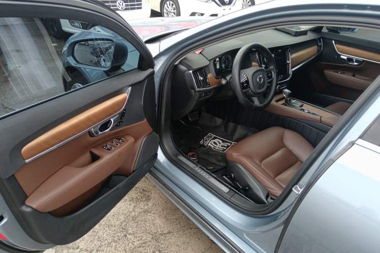 Used Volvo S90 2020 Facelifted T5 Zhiyi Luxury Edition Driver Seat