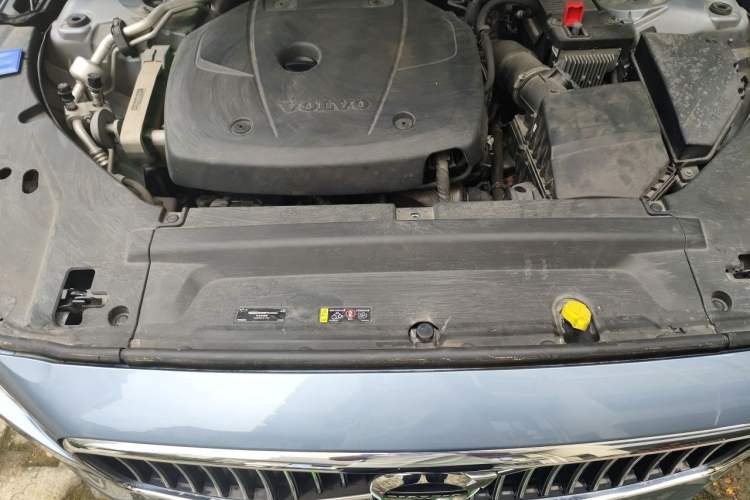 Used Volvo S90 2020 T5 Zhiya Luxury Edition Engine Bay