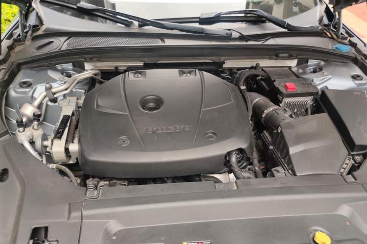 Used Volvo S90 2020 T5 Zhiyuan Luxury Edition Engine Bay
