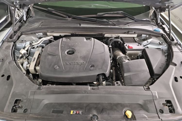 Used Volvo S90 2020 T5 Zhiyi Luxury Edition Engine Bay