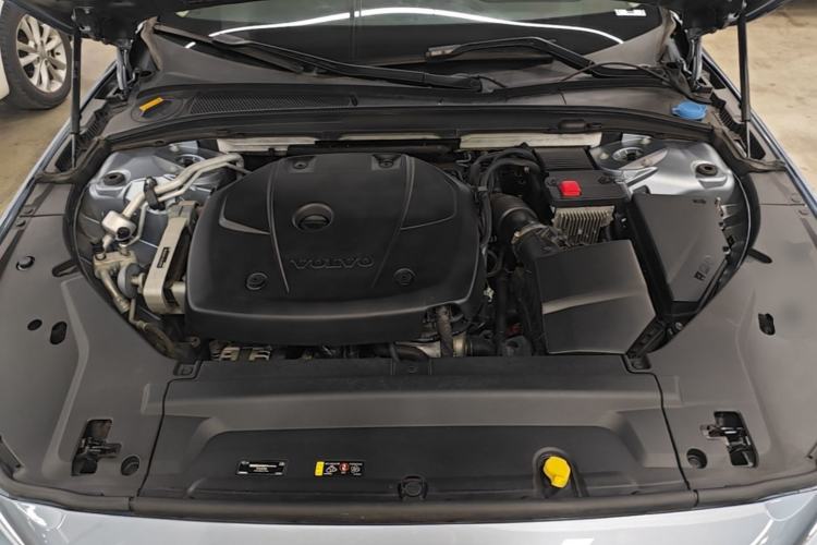 Used Volvo S90 2020 T5 Zhiyi Luxury Edition Engine Bay