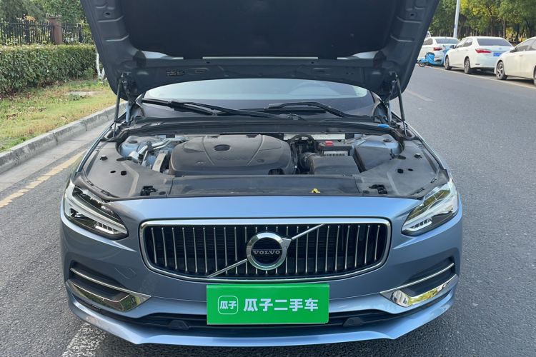 Used Volvo S90 2020 T5 Zhiyi Luxury Edition Engine Bay