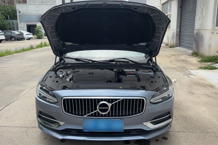 Used Volvo S90 2020 T5 Zhiyi Luxury Edition Engine Bay