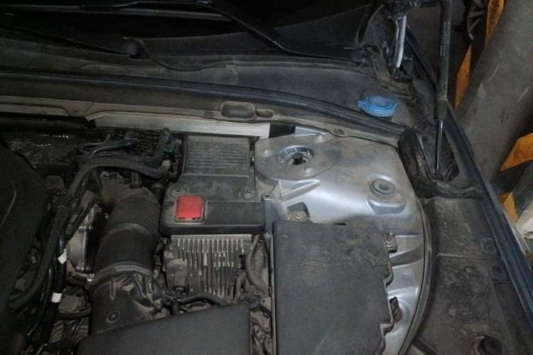 Used Volvo S90 2020 T5 Zhiyuan Luxury Edition Engine Bay Left