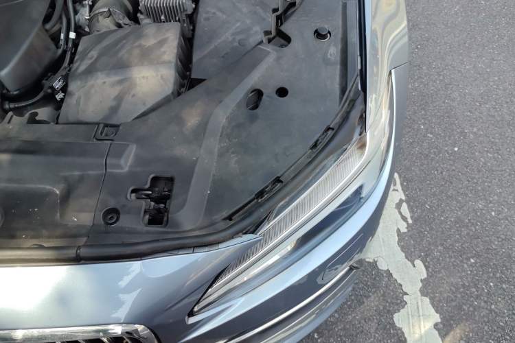 Used Volvo S90 2020 T5 Zhiyuan Luxury Edition Engine Bay Left