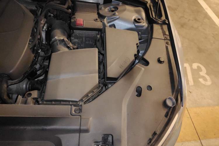 Used Volvo S90 2020 T5 Zhiyi Luxury Edition Engine Bay Left