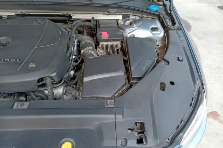 Used Volvo S90 2020 T5 Zhiyi Luxury Edition Engine Bay Left