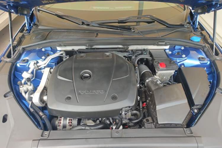 Used Volvo S90 2020 T5 Zhiyuan Sport Edition Engine Bay