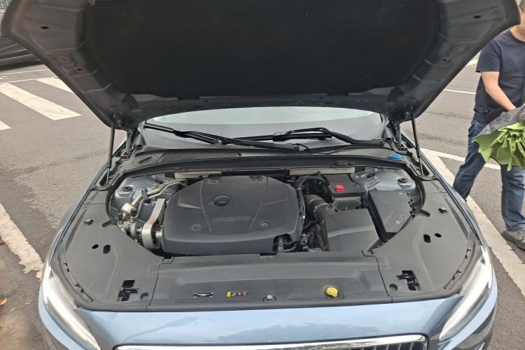 Used Volvo S90 2020 T5 Zhiyi Luxury Edition Engine Bay
