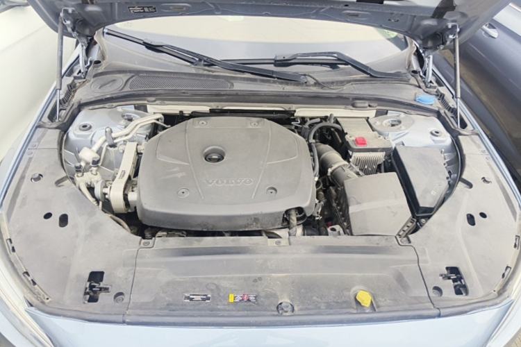 Used Volvo S90 2020 Facelifted T5 Zhiyi Luxury Edition Engine Bay
