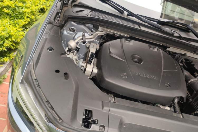 Used Volvo S90 2020 T5 Zhiyuan Luxury Edition Engine Bay Right