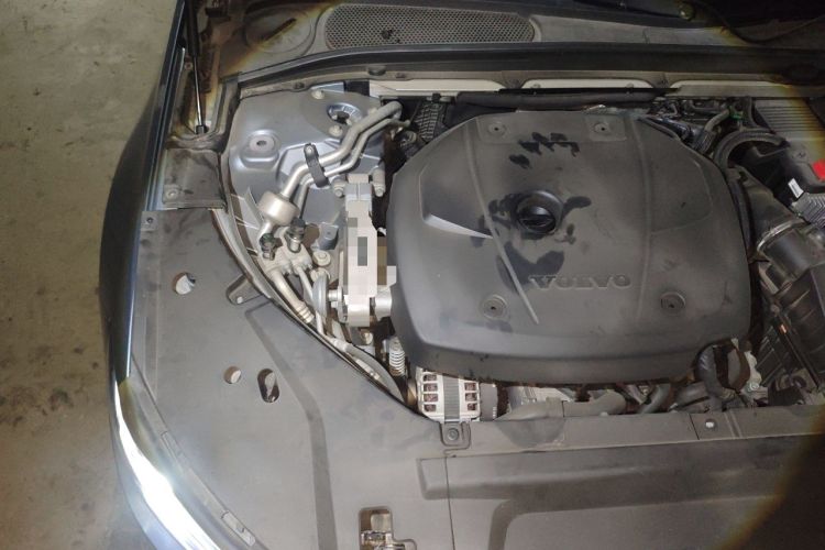 Used Volvo S90 2020 T5 Zhiyuan Luxury Edition Engine Bay Right