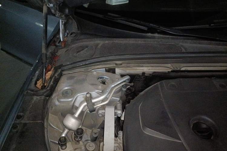 Used Volvo S90 2020 T5 Zhiyuan Luxury Edition Engine Bay Right