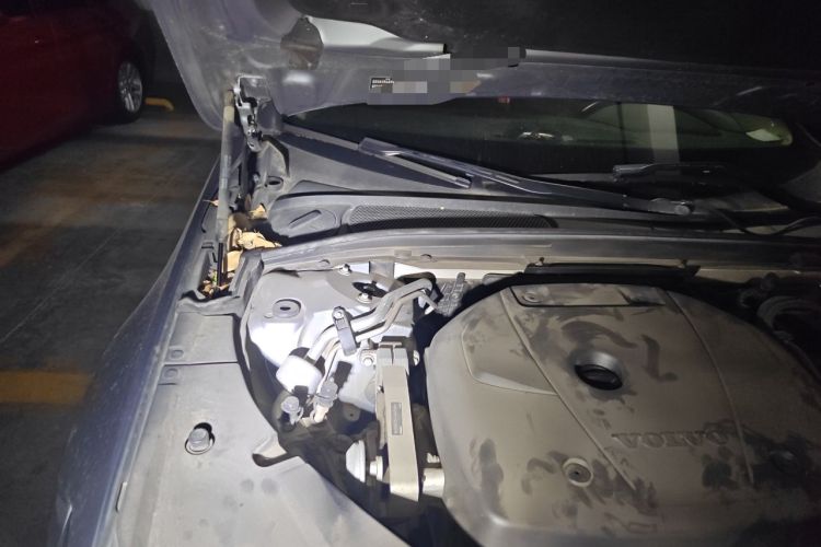Used Volvo S90 2020 T5 Zhiyi Luxury Edition Engine Bay Right