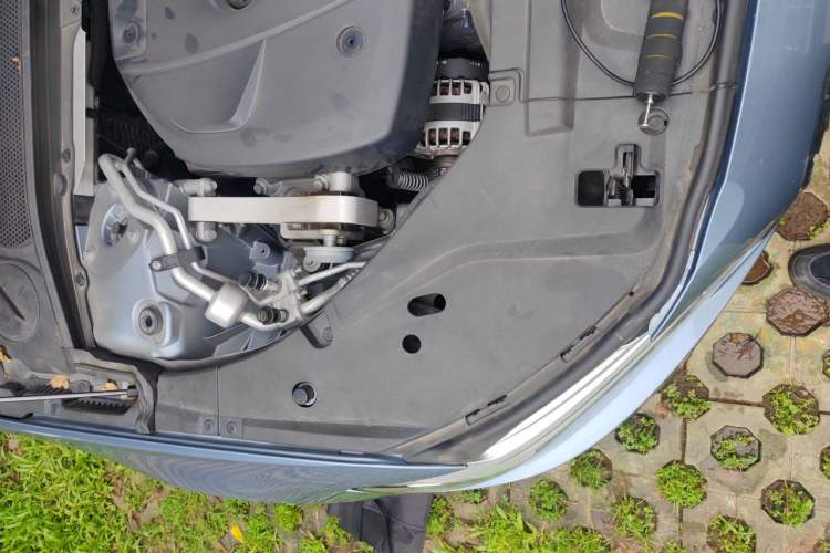 Used Volvo S90 2020 T5 Zhiyi Luxury Edition Engine Bay Right