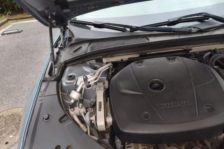 Used Volvo S90 2020 T5 Zhiyuan Luxury Edition Engine Bay Right
