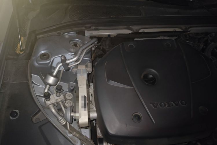 Used Volvo S90 2020 T5 Zhiyi Luxury Edition Engine Bay Right