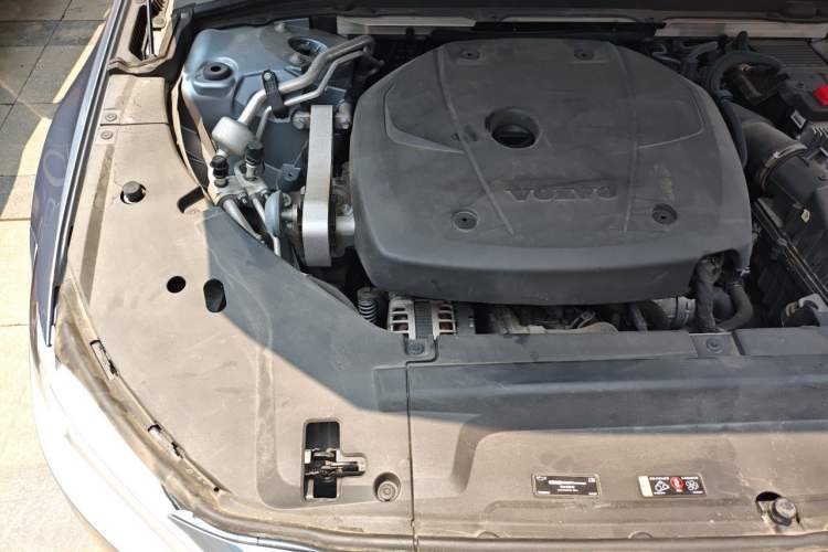 Used Volvo S90 2020 Facelifted T5 Zhiyi Luxury Edition Engine Bay Right