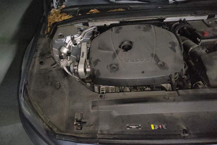 Used Volvo S90 2020 T5 Zhiyi Luxury Edition Engine Bay Right