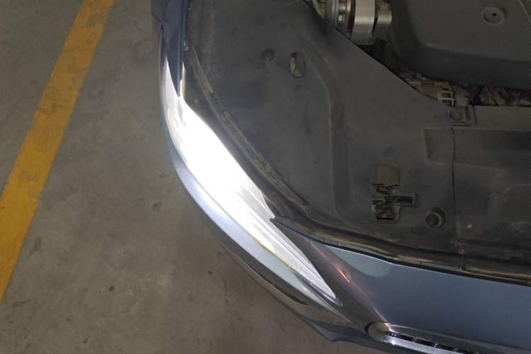 Used Volvo S90 2020 T5 Zhiyi Luxury Edition Engine Bay Right