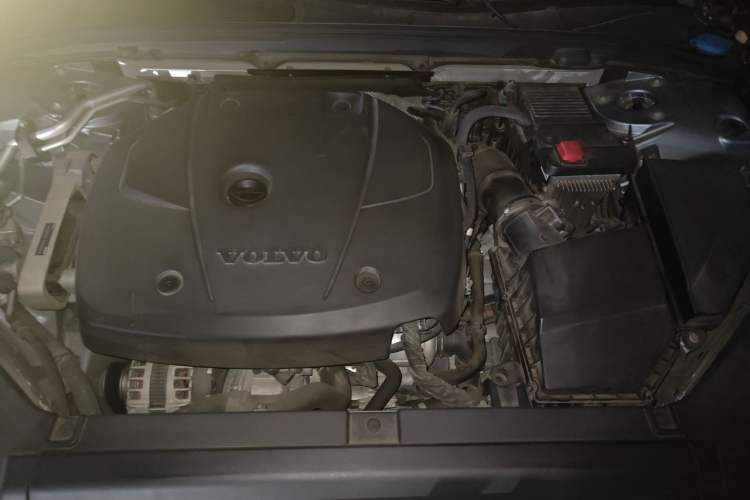 Used Volvo S90 2020 T5 Zhiyi Luxury Edition Engine Bay