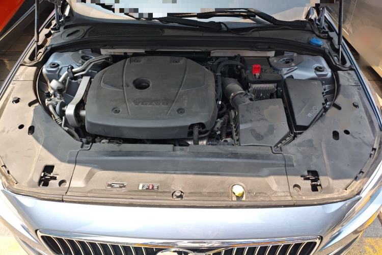 Used Volvo S90 2020 Facelifted T5 Zhiyi Luxury Edition Engine Bay