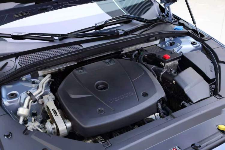 Used Volvo S90 2020 T5 Zhiya Luxury Edition Engine Bay