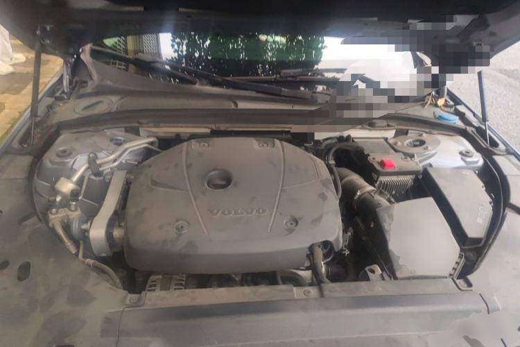 Used Volvo S90 2020 Facelift T5 Smart & Luxurious Edition Engine Bay