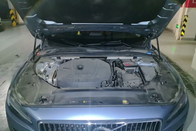 Used Volvo S90 2020 T5 Zhiyuan Luxury Edition Engine Bay