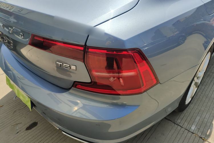 Used Volvo S90 2020 Facelifted T5 Zhiyi Luxury Edition Exterior 3