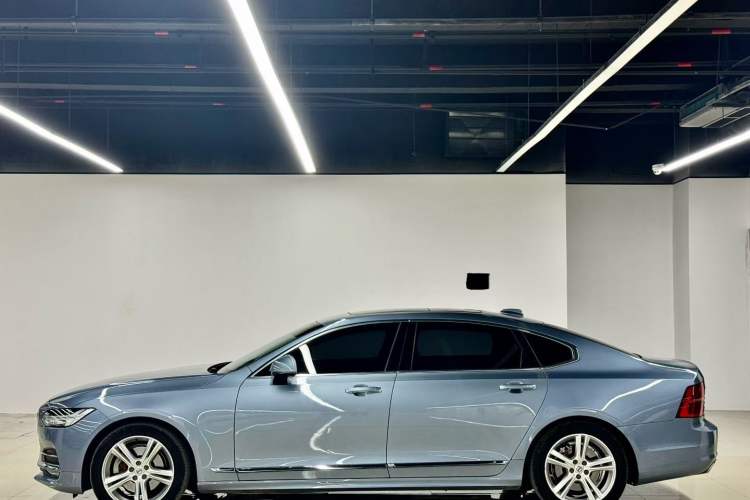 Used Volvo S90 2020 T5 Zhiyi Luxury Edition Exterior 3