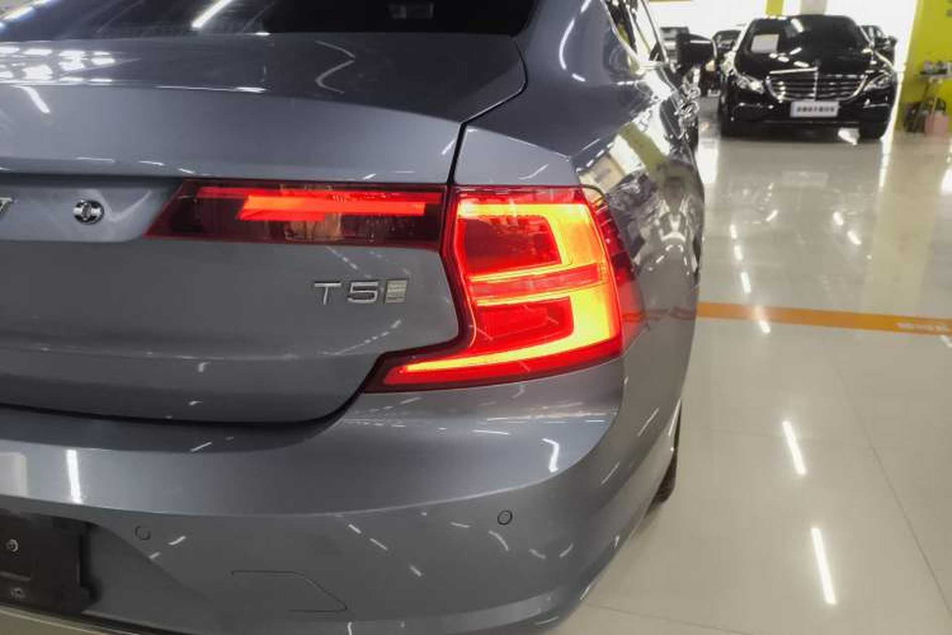 Used Volvo S90 2020 T5 Zhiyi Luxury Edition Exterior 3