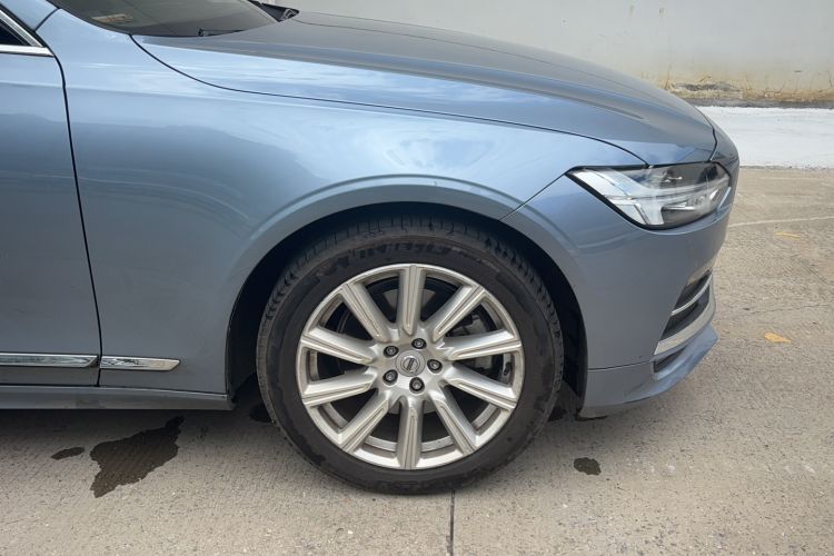 Used Volvo S90 2020 T5 Zhiyi Luxury Edition Exterior 4