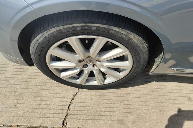 Used Volvo S90 2020 Facelifted T5 Zhiyi Luxury Edition Exterior 4