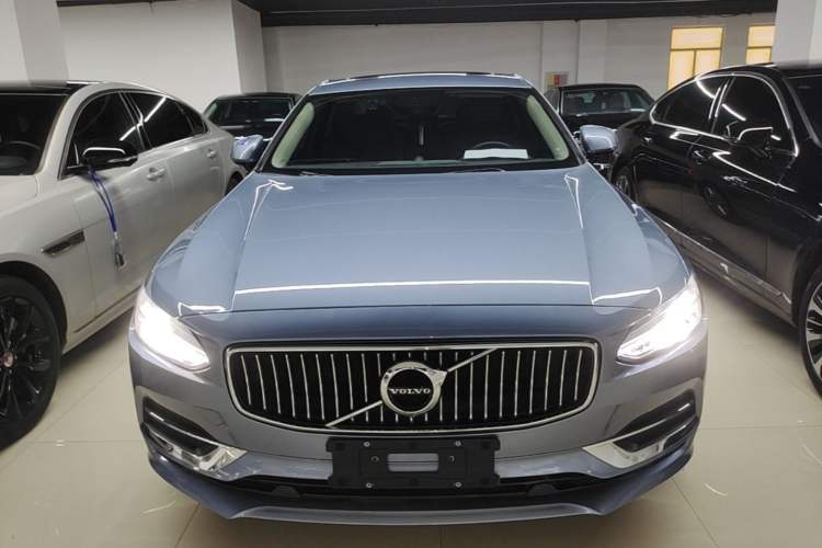 Used Volvo S90 2020 Facelifted T5 Zhiyi Luxury Edition Front