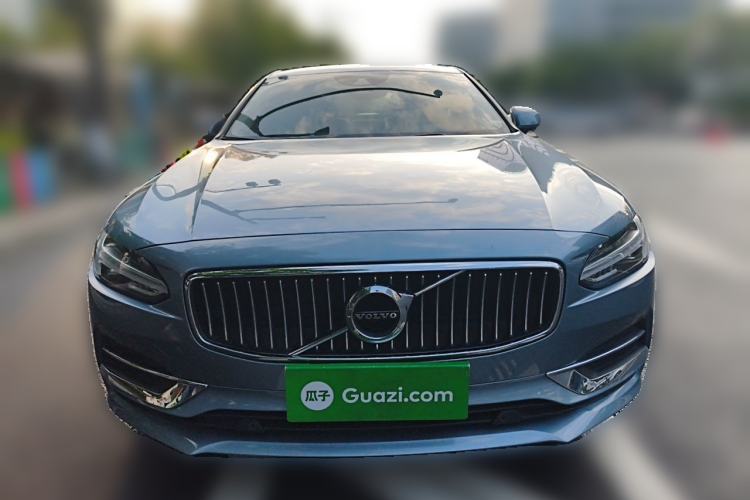 Used Volvo S90 2020 T4 SmartDrive Luxury Edition Front